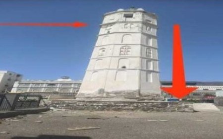 وسط تجاهل رسمي منارة عدن مهددة بالانهيار...