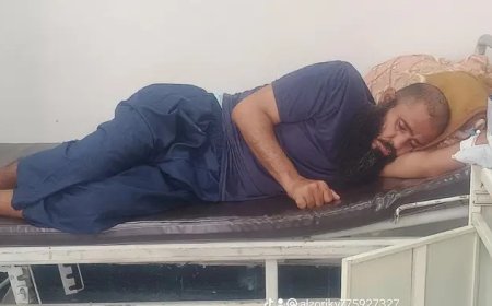 مناشدة لإنقاذ نازح فقير من الحديدة يرقد في غيبوبة بتعز...