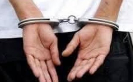 الأجهزة الأمنية في حضرموت تضبط متورطاً في ابتزاز مواطن ..