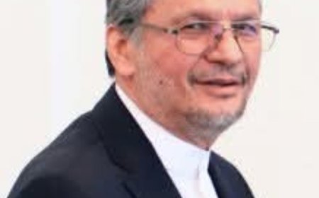 تحركات مريبة لسفير إيران لدى الحو,,ثيين في الحديدة...