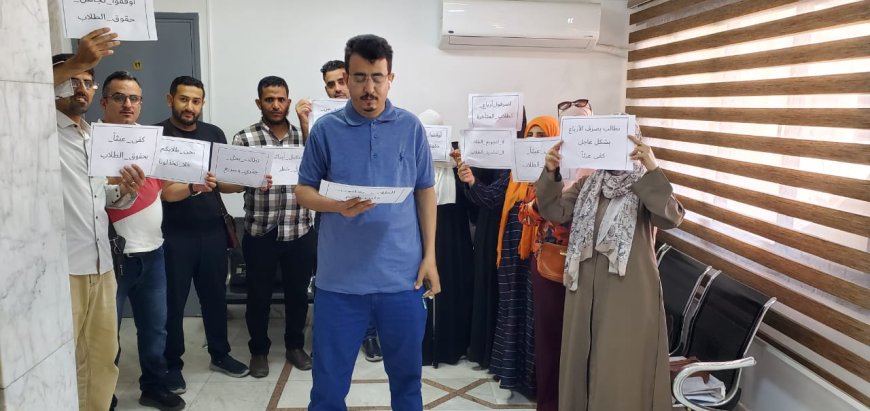 الطلاب المبعثين بالخارج بين مطرقه العيد وسندان الحكومه