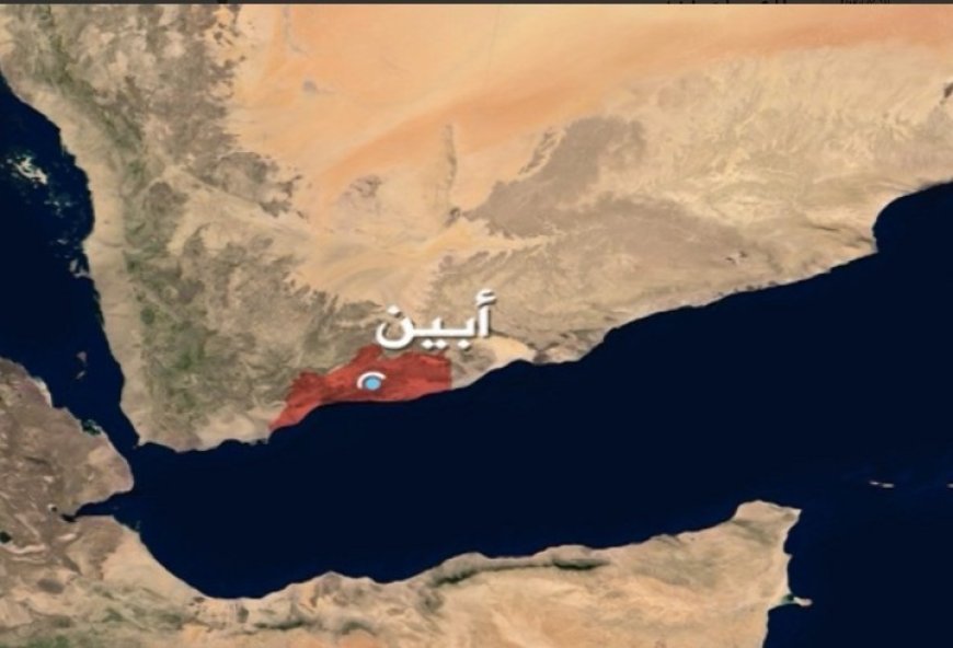 الطيران الامريكي يستهدف مواقع القاعدة شرق مودية في أبين..