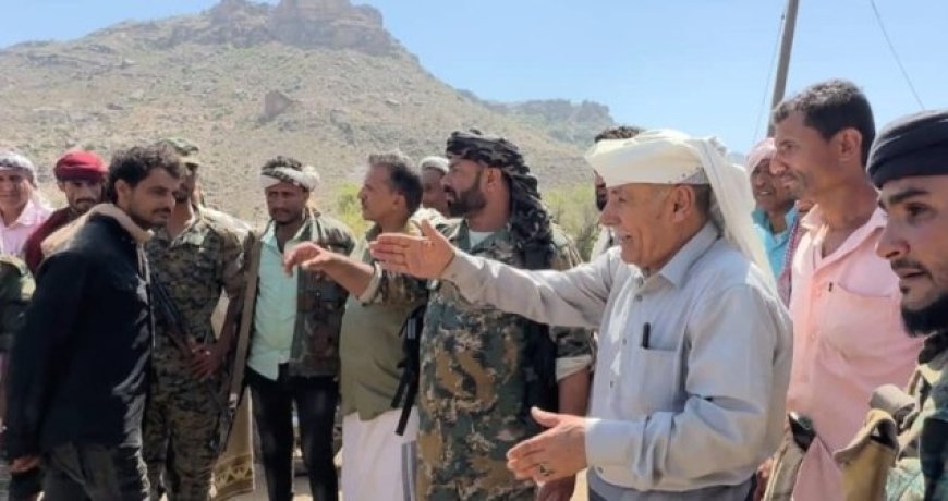 الحزام الأمني بالضالع يعيد إصلاح وفتح الطريق الدائري بمنطقة سهده ..