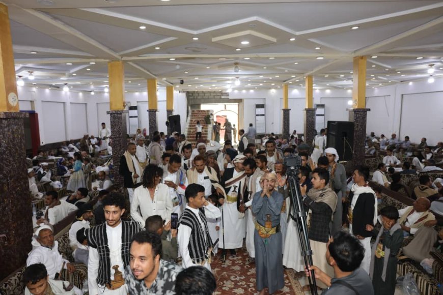 مأرب تحتفل بزفاف المهندس والصحفي محمد عبدالقدوس عمران(صور)