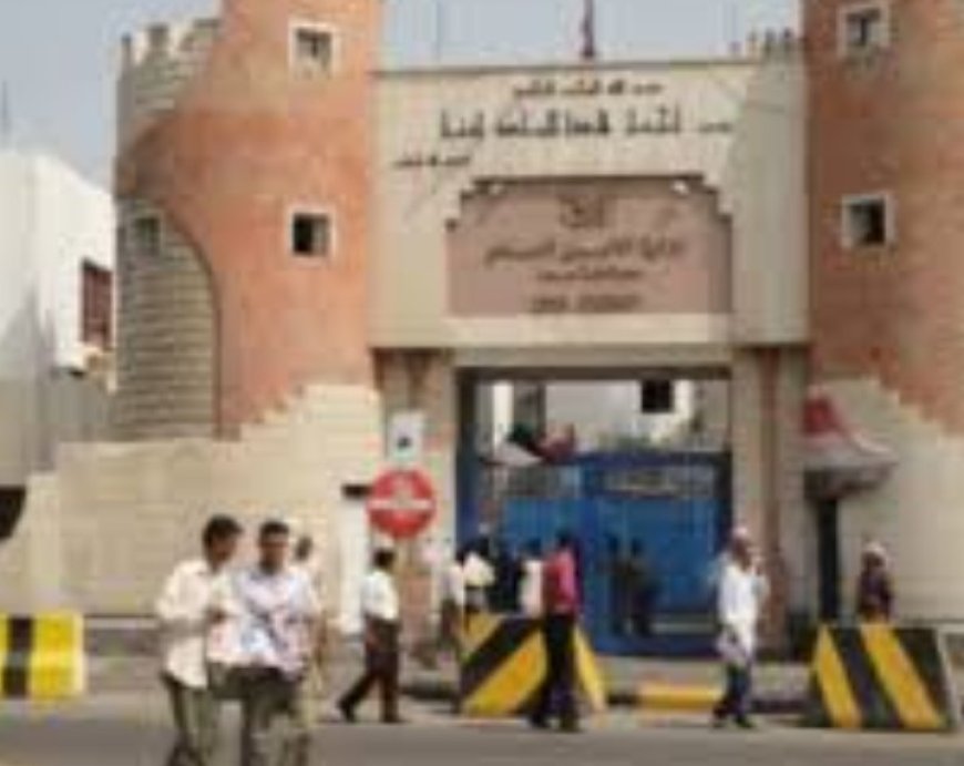 شرطة العاصمة عدن تصدر هذا البيان التوضيحي بشأن واقعة مسجد بمديرية المنصورة.....