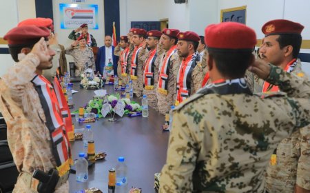 تعز ... المجلس الأعلى للمقاومة الشعبية يحتفي بخريجي محور تعز من الكلية الحربية