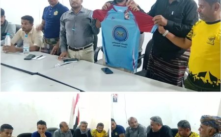 اللجنة المنظمة لبطولة شهداء الساحل الغربي توزع المعدات الرياضية وتحث على إنجاح البطولة...