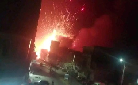 الحو,,ثيين يفجرون محطة وقود في تعز بطيران مسير ...