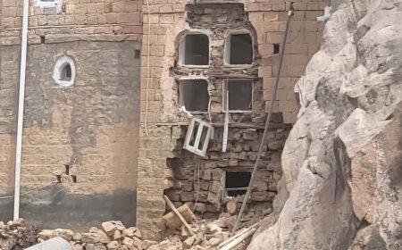 عاجل: انفجار أسطوانة غاز يتسبب بأضرار مادية في منزل بالمحويت(صورة)