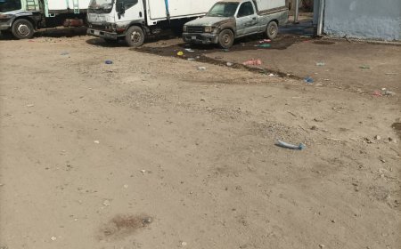 استياء واسع في تعز بعد نقل سوق الأسماك إلى موقع معزول يفتقر للخدمات..