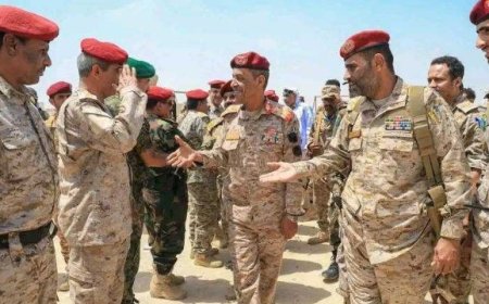 بارجاش يطلع على تطورات الأوضاع الأمنية والعسكرية في مدينة الغيضة ..