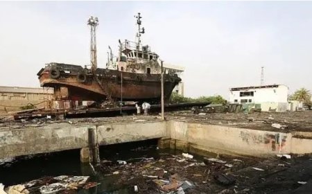 غارات إسرائيلية تقصف أهدافا تشغيلية لميناء الحديدة ...