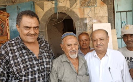 رئيس مصلحة الضرائب يزور مكتب الضرائب في محافظة الضالع