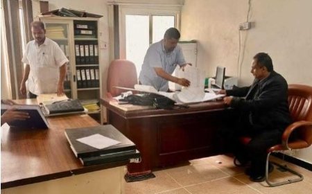 رئيس نيابة استئناف المهرة يتفقد سير العمل في نيابة الغيضة والنيابة الجزائية ويشيد بالجهود المبذولة...