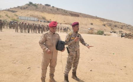 قائد الوية الدعم والاسناد يتفقد جاهزية اللواء الاول دعم واسناد في مديرية المحفد - ابين