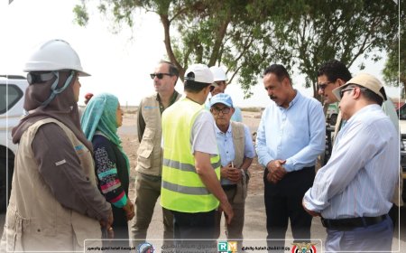 رئيس صندوق صيانة الطرق ووفد البنك الدولي يتفقدان مشاريع البنية التحتية الممولة دوليا في عدن