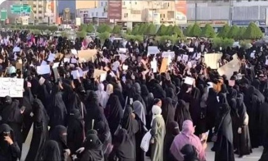 ناشطات في حركة ثورة النسوان ينتقدن تجاهل المبعوث الأممي لصوتهن وثورتهن...