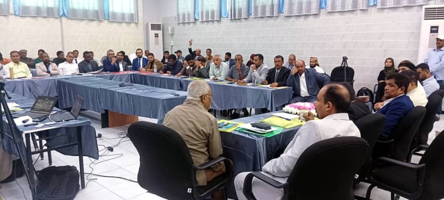 ورشة عمل بعدن الخاصة بمعالجة آثار اعصار تيج توصي بضرورة تعزيز البينة التحية لإنقاذ مديرية حصوين بالمهرة من هذه الكارثة