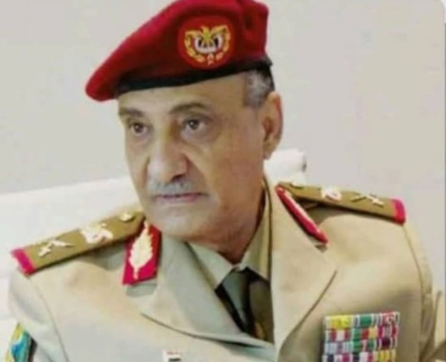 في زمن التخوين والتشويش.. ناشط يمني يشهد بإنصاف لوزير الدفاع الأسبق محمد ناصر أحمد