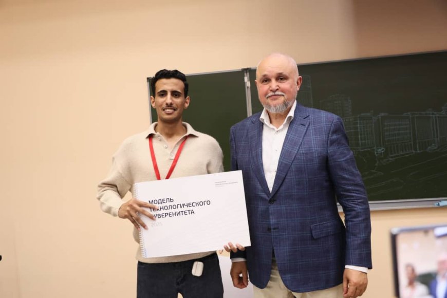 الطالب اليمني عبدالرحمن معوضة يلتقي وزير الطاقة الروسي ويحصل على وعود بدعم قطاع الكهرباء في عدن