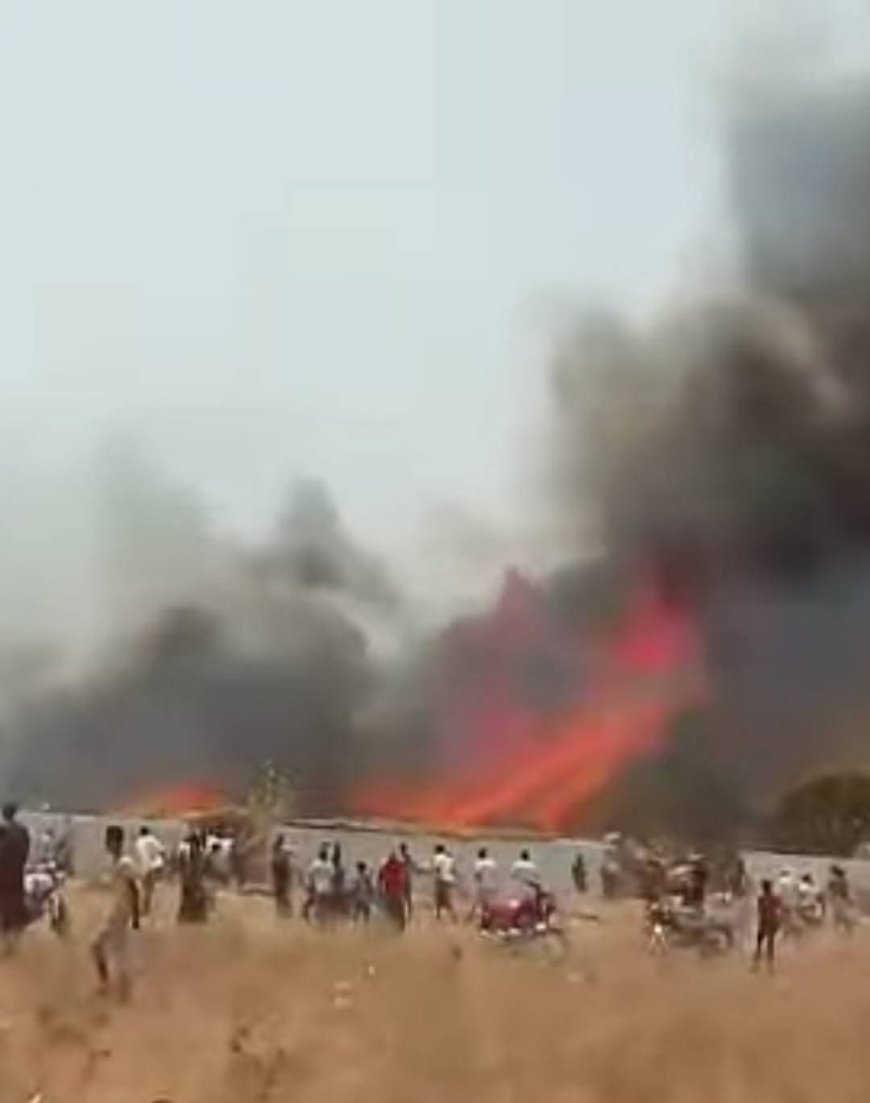 عاجل :مأساة إنسانية تضرب نازحي محل الهندي جنوب القناوص في الحديدة(صور أولية)