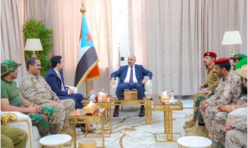 اللواء الزُبيدي يشيد بالجهود البطولية والتضحيات التي تبذلها قوات دفاع شبوة..