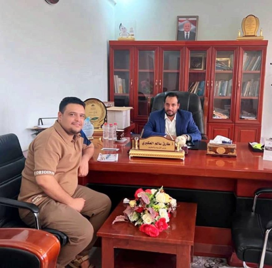 الوزير العكبري يلتقي بالاستاذ صهيب وديع
