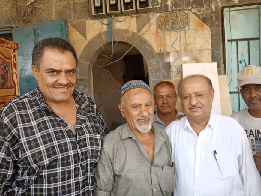 رئيس مصلحة الضرائب يزور مكتب الضرائب في محافظة الضالع