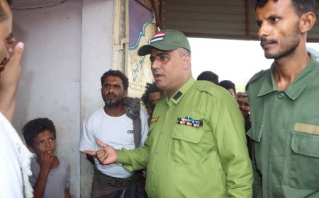 تعز مدير أمن الوازعية يشن حملة مفاجئة لضبط الأسعار ويلزم المحال التجارية بالتسعيرة الجديدة...