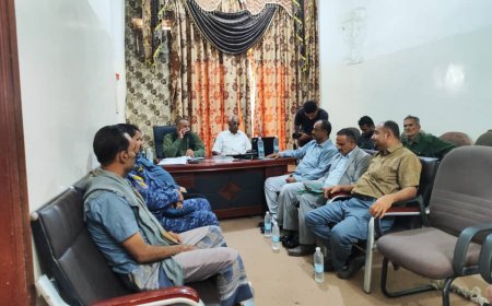 الضالع: اجتماع موسع برئاسة العميد القبة والأمين العام العود لمناقشة أزمة الأسعار واتخاذ إجراءات لضبط السوق