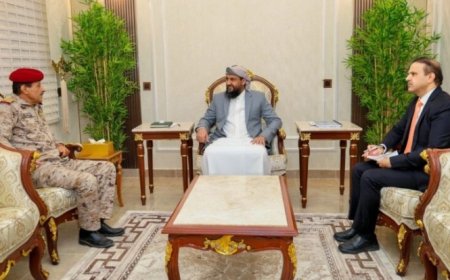 عضو الرئاسي المحرّمي واللواء البصر يناقشان تطورات الأوضاع الميدانية على الجبهات وخطط رفع الكفاءة القتالية للقوات المسلحة...