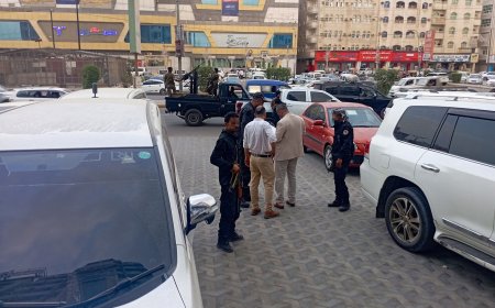 جهاز مكافحة الإرهاب ينفذ حملة أمنية ويغلق 30 شركة صرافة بأوامر من النائب العام والبنك المركزي