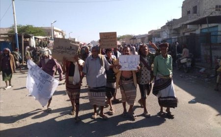 صانعي أول ثورة الجياع: أبناء باكازم