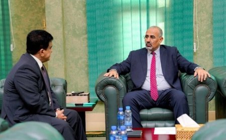 الزُبيدي يطّلع على ترتيبات تشغيل مصافي العاصمةعدن...