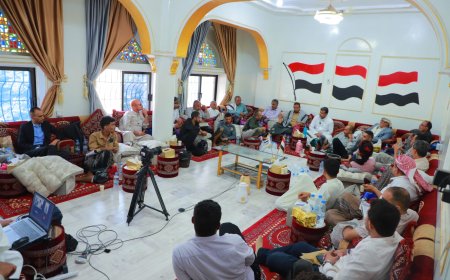 ندوة فكرية في تعز تؤكد على استمرارية روح المقاومة في مواجهة الانقلاب الحو,,ثي وتعزيز الوعي الوطني...
