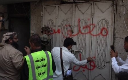 النيابة العامة تغلق صيدليات مخالفة خلال حملة رقابية في العاصمة عدن....