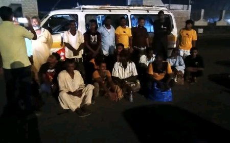 السلطة المحلية بالحديدة توجه باستقبال 21 صياداً عائدين من السودان...