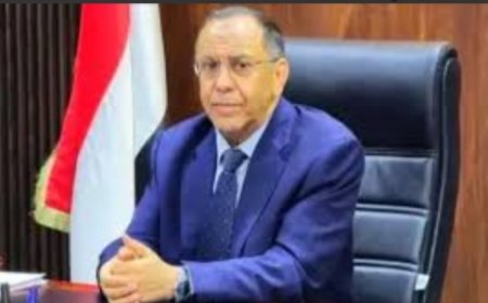 الأشول يحذر المستثمرين في مناطق الحو,,ثي ويدعوهم إلى الانتقال إلى العاصمة عدن والمحافظات الاخرى المحررة .......