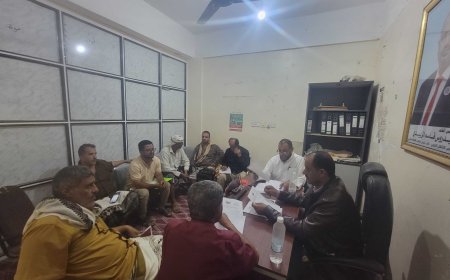 برئاسة المدير العام بكر الشاعري: لجنة المناقصات، تقر تنفيذ عدد من المشاريع في قطاع الصرف الصحي بمدينة قعطبة