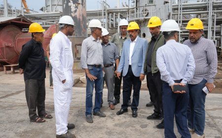 لقاء بين مصافي عدن وصندوق صيانة الطرق لتعزيز التعاون في توفير مادة الإسفلت محلياً