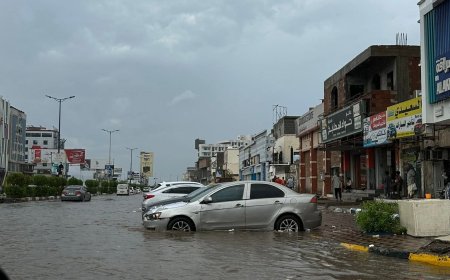 عاجل: تأجيل امتحانات كلية العلوم الإدارية بجامعة عدن بسبب الأمطار الغزيرة