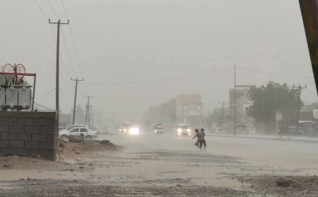 عاجل:إدارة الطوارئ تحذّر..انقطاع أغلب الطرق في عدن ولحج بسبب الأمطار الغزيرة