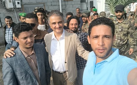 عاجل:محافظ عدن يتفقد المتضررين في الحسوة عقب السيول الجارفة
