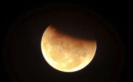 خسوف كلي للقمر يشاهده اليمن 7 سبتمبر...