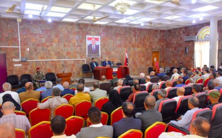 تنفيذي تعز يعلن إنشاء صندوق دعم المعلم وتشكيل المجلس الاقتصادي المحلي..