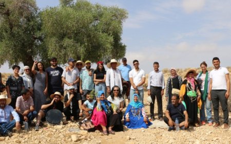 السمفونية السادسة بالرقاب: أنغام الذاكرة وإيقاعات المرأة