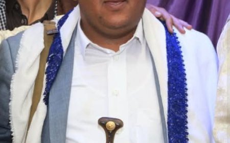 عاجل: الكشف عن إصابة أوائل المرافقين لمؤسس جماعة الح، وثي حسين بدر الدين الحوثي بغارات إسرائيلية على صنعاء(تعرف عليه)