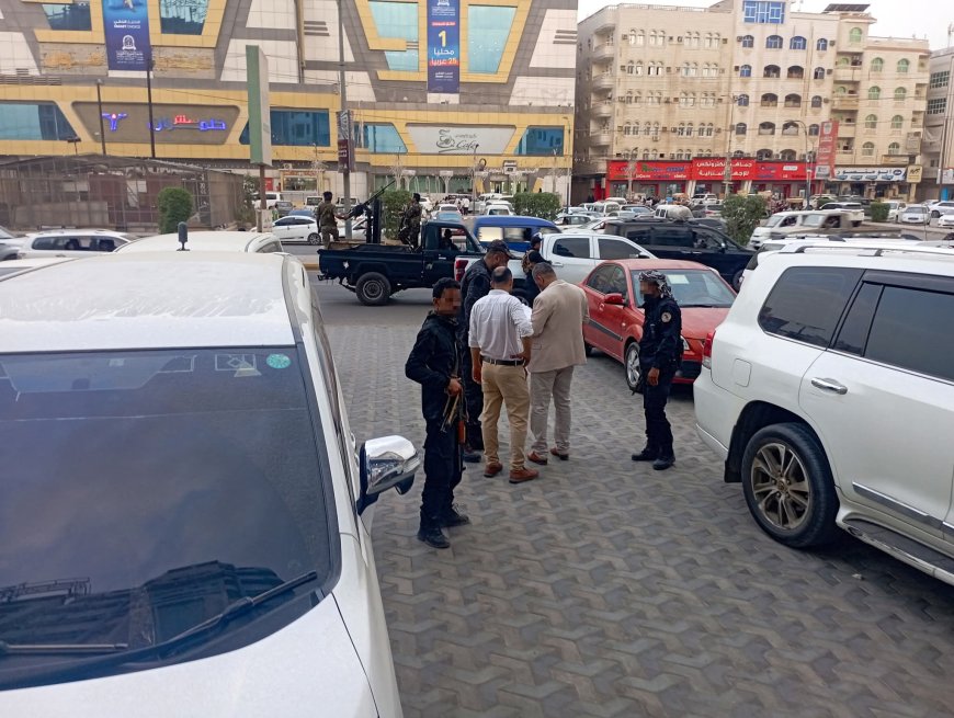 جهاز مكافحة الإرهاب ينفذ حملة أمنية ويغلق 30 شركة صرافة بأوامر من النائب العام والبنك المركزي