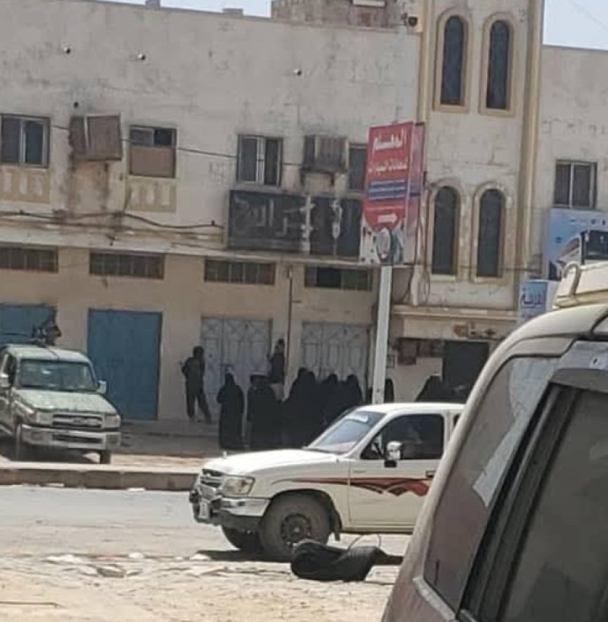 نساء تريم يتقدمن الصفوف في مشهد احتجاجي شجاع وسط انتشار أمني مكثف...