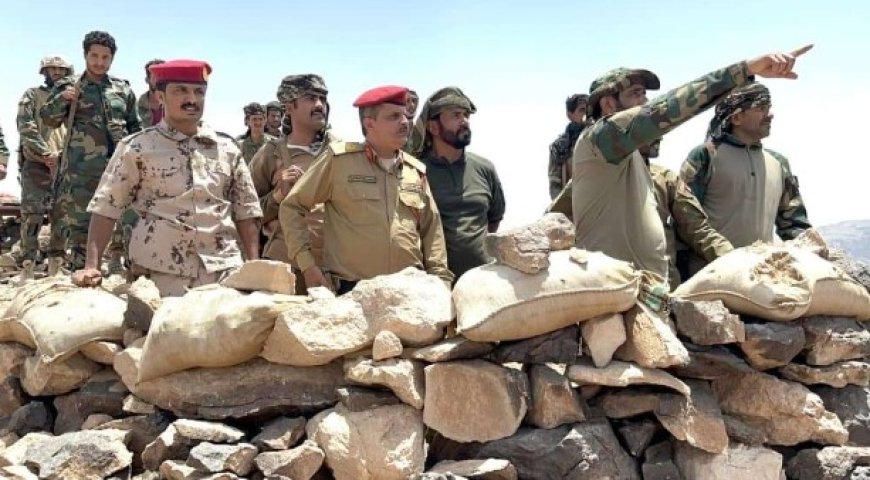 قائد اللواء السادس شبوة يزور جبهة عين الحدودية ويشيد بتضحيات أبطال القوات الجنوبية...
